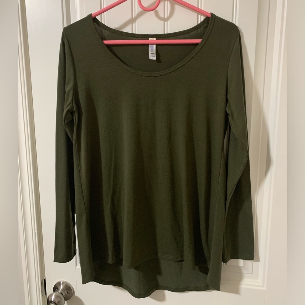 LuLaRoe Army Green Simply Comfortable High Low Long Sleeve Women’s Size Small